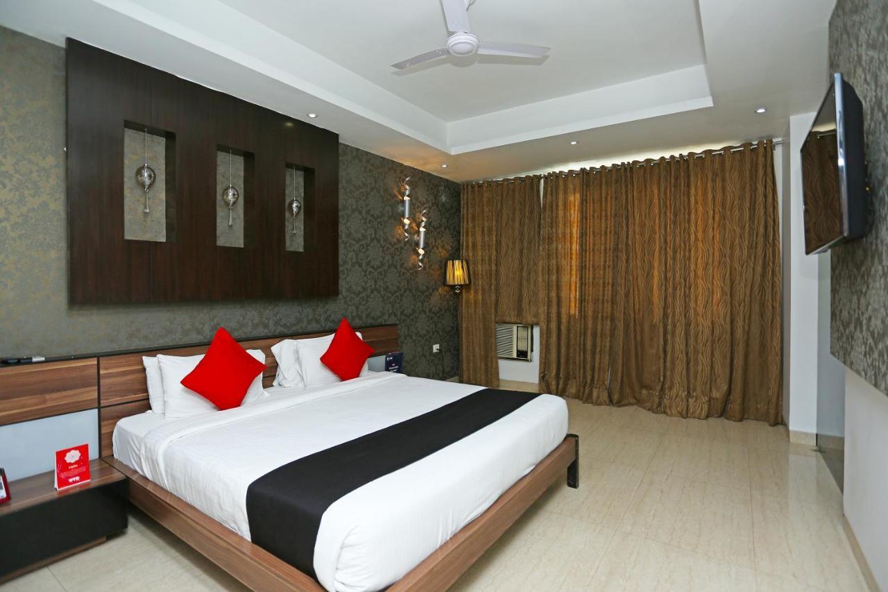 Golden Blossom Imperial Resorts Lucknow Esterno foto