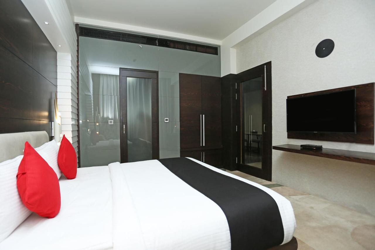 Golden Blossom Imperial Resorts Lucknow Esterno foto